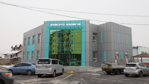 Хан-Уул дүүргийн 10 дугаар хорооны өрхийн эрүүл мэндийн төвийн барилга угсралтын ажил дуусаж, улсын комисс хүлээн авлаа