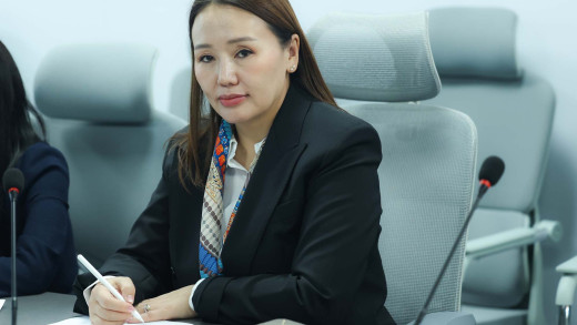 Л.Хосбаяр: Хан-Уул дүүрэгт 50 ортой эх,нярайн сувилал байгуулна